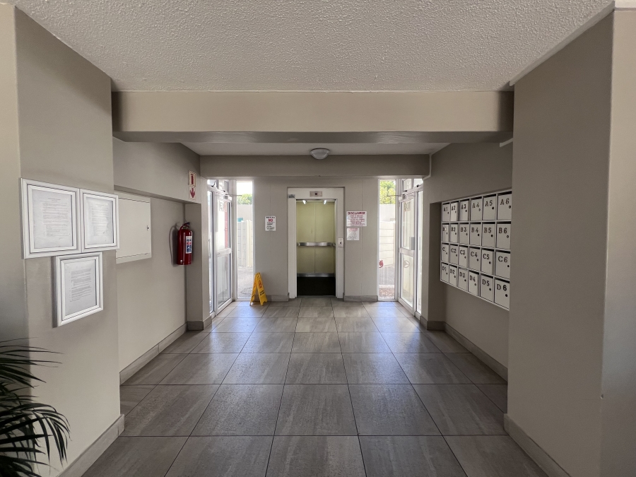 2 Bedroom Property for Sale in Table View Western Cape